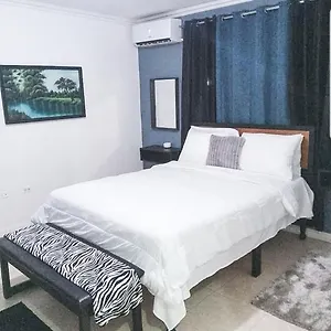 Comfortable & Secure Chateau , Kingston Jamaica